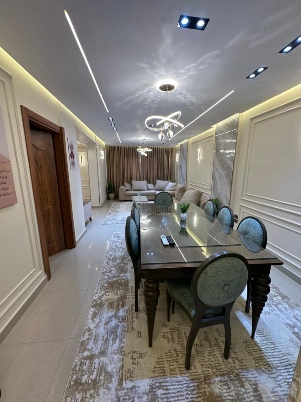 Communal lounge/ TV room