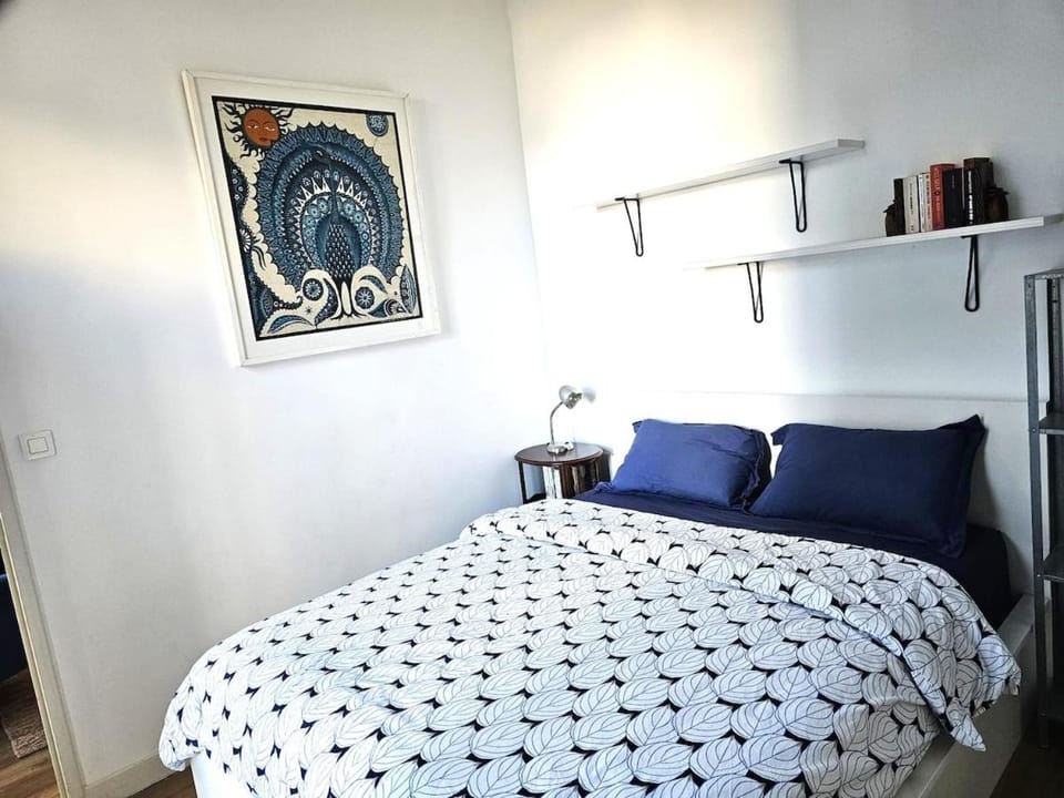 Grand T2 hyper centre, métro, climatisation Apartment in Marseille