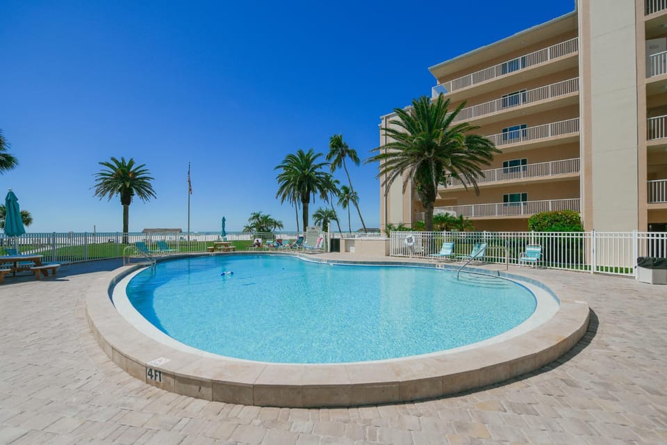 Jamaica Royale 205 Apartment in Siesta Beach