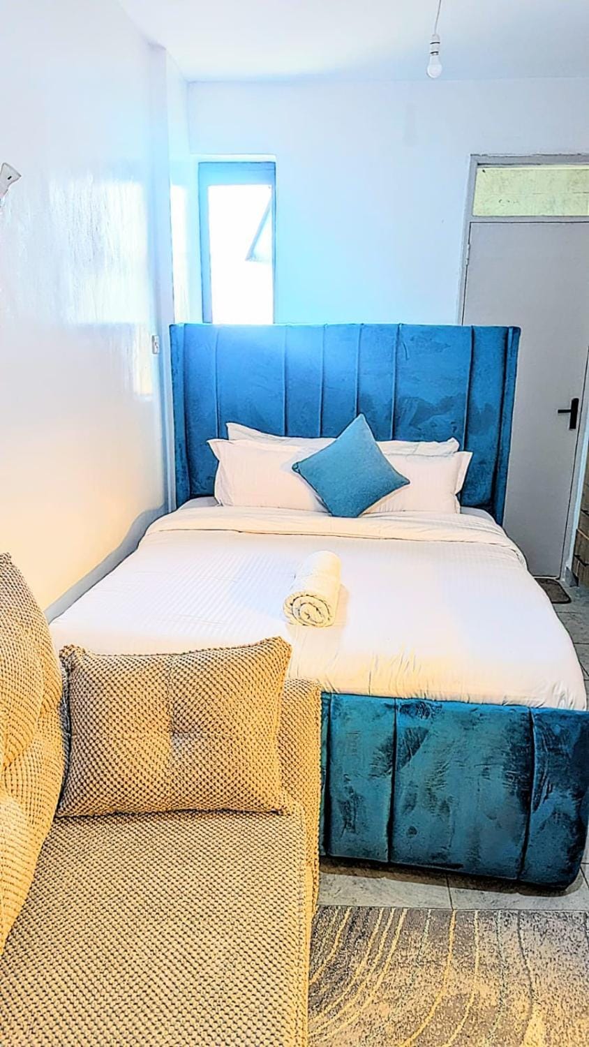 Cozy studio hideout in Roysambu Apartment in Nairobi County