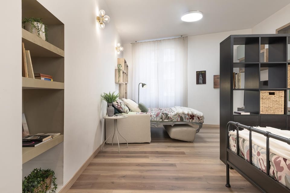 Bed, Photo of the whole room, Bedroom