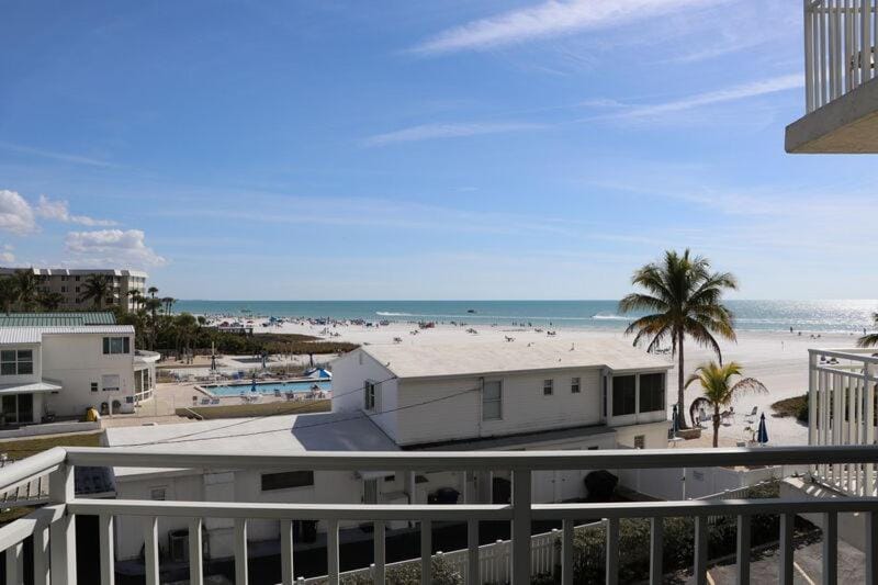 Jamaica Royale 304 Apartment in Siesta Beach