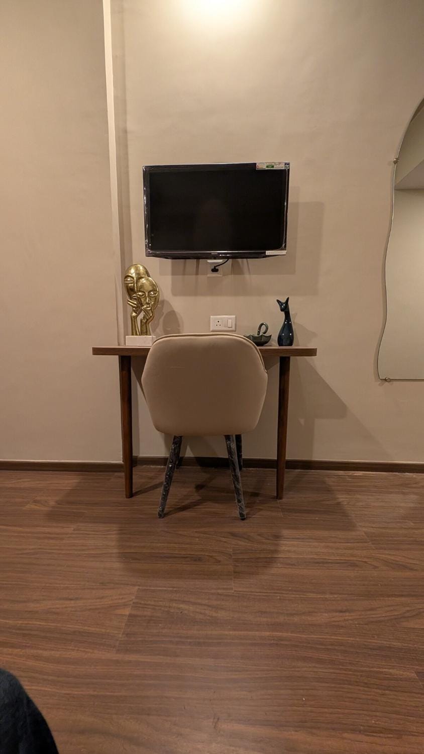 Creative Stays Luxury Studio near Expo Mart Apartment in Haryana