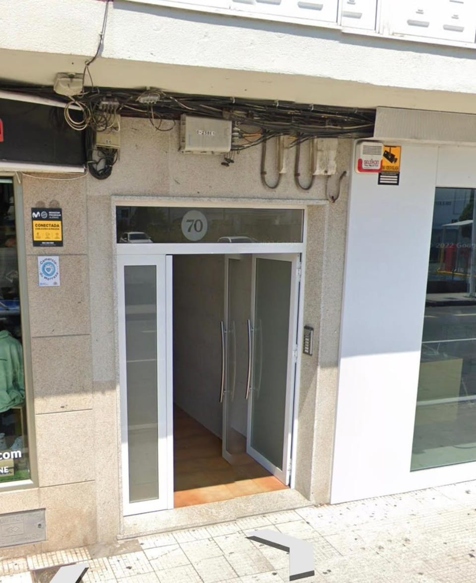 Property building, Facade/entrance