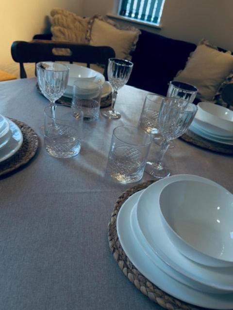 Trinity House - Free Parking Apartment in Hereford