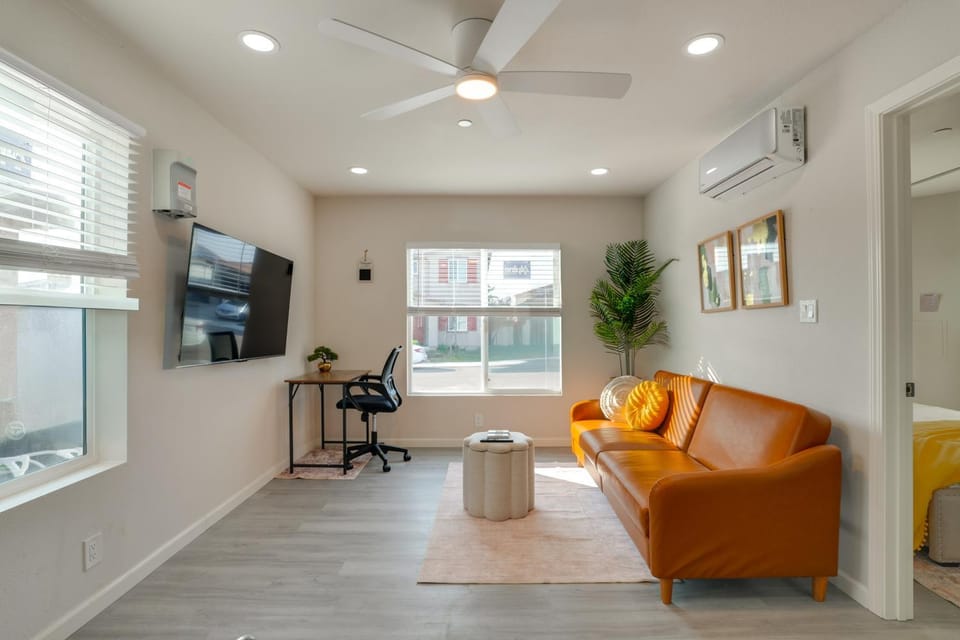 Great for Digital Nomads! Convenient Manteca Apt Apartment in Manteca