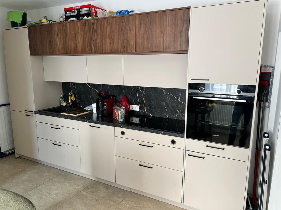 Kitchen or kitchenette, dishwasher, stove, kitchen