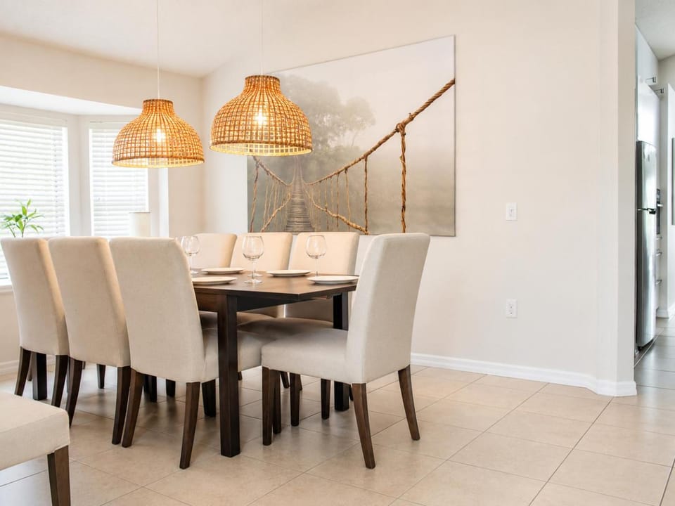 Family-Friendly 5BR Home Near Disney & Legoland House in Haines City