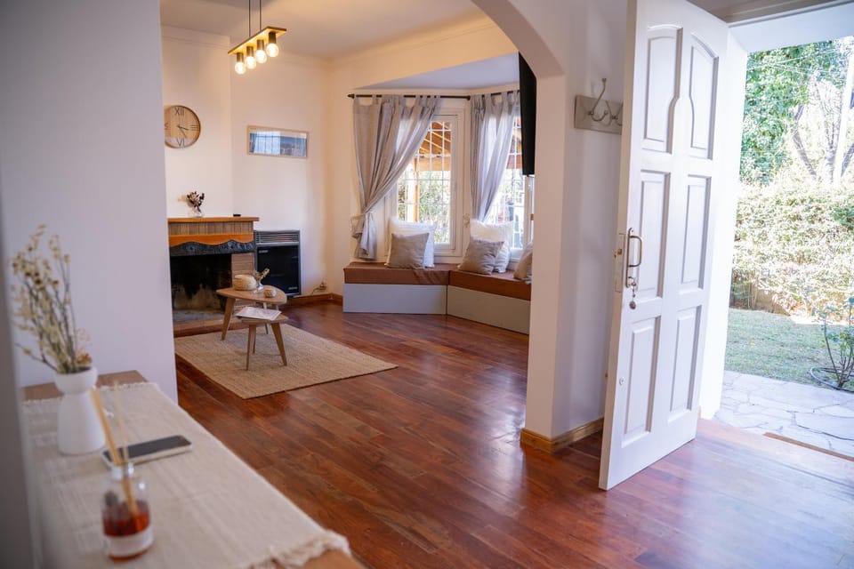 Communal lounge/ TV room, TV and multimedia, Living room