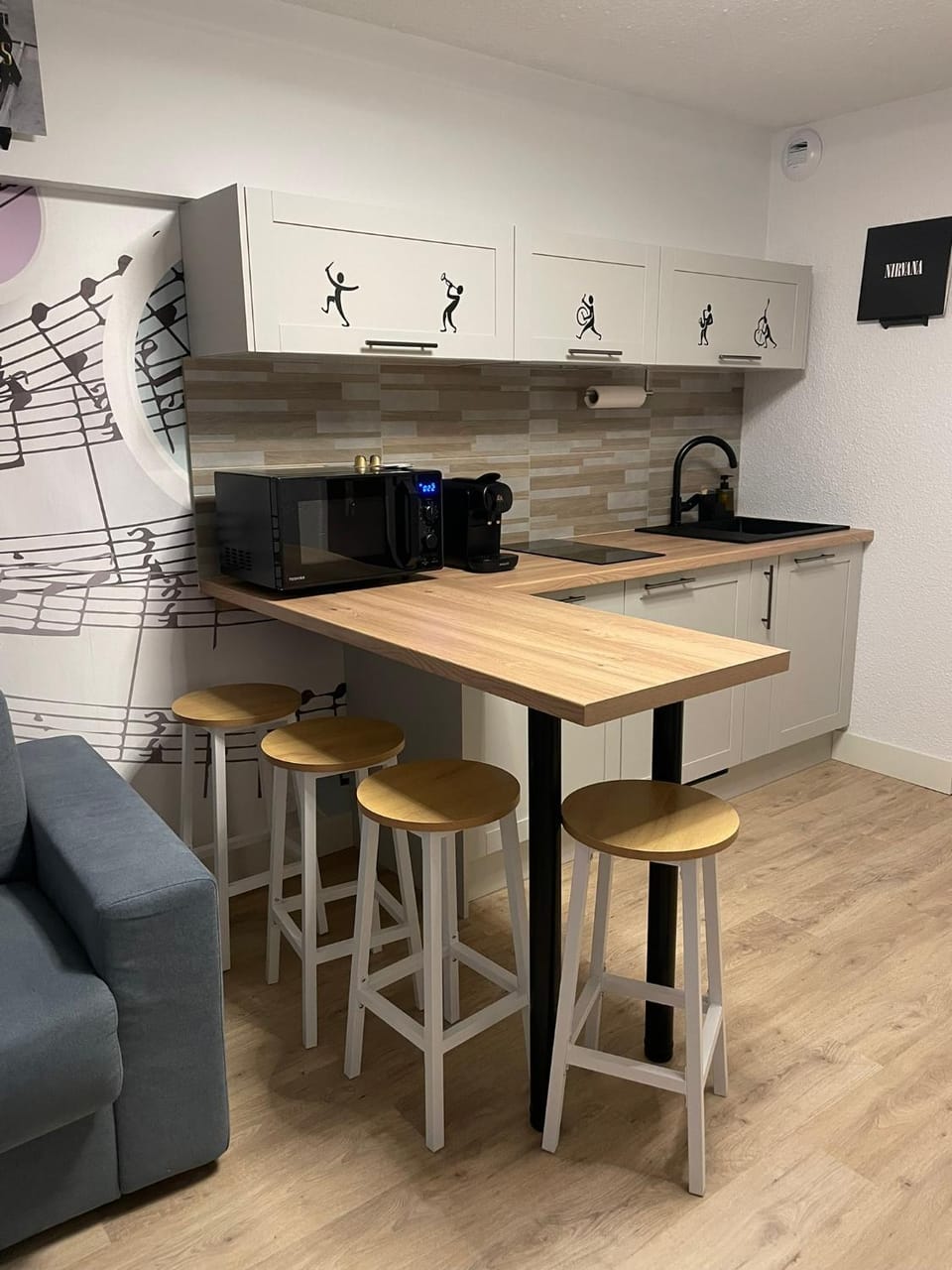 Kitchen or kitchenette