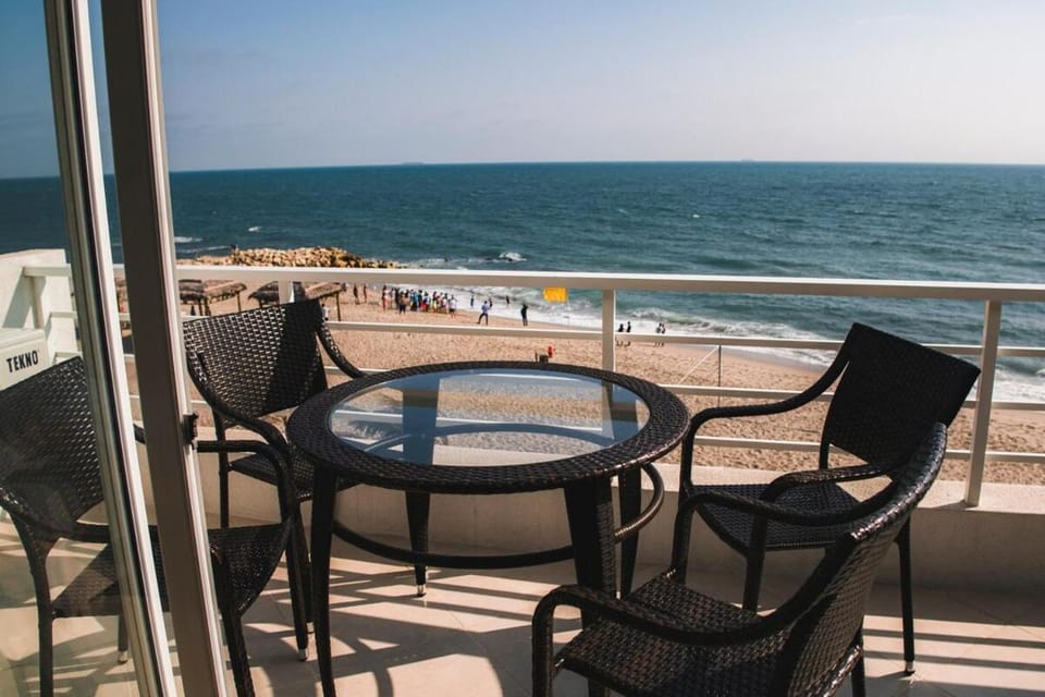 Wake up to the sea, premium apartment, pool Apartment in Guayas