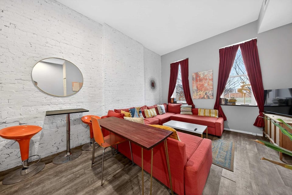 Bold City Haven 2 units ABODEbucks Apartment in Saint Louis