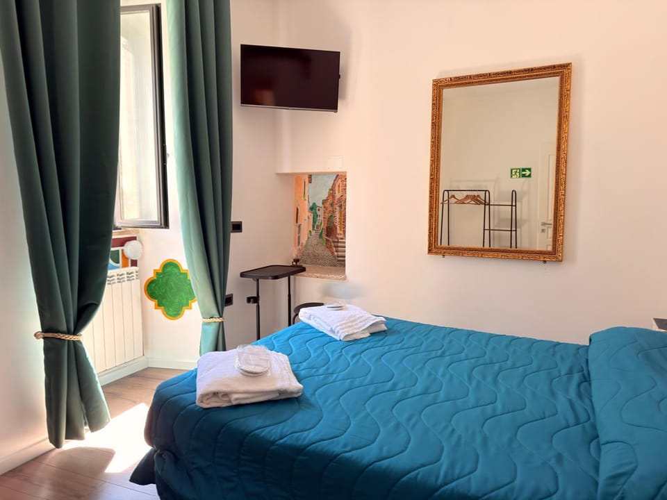 TV and multimedia, Bedroom, towels