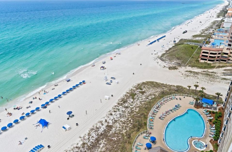 Emerald Beach 1736 by Emerald Coast Retreats Apartment in Panama City Beach