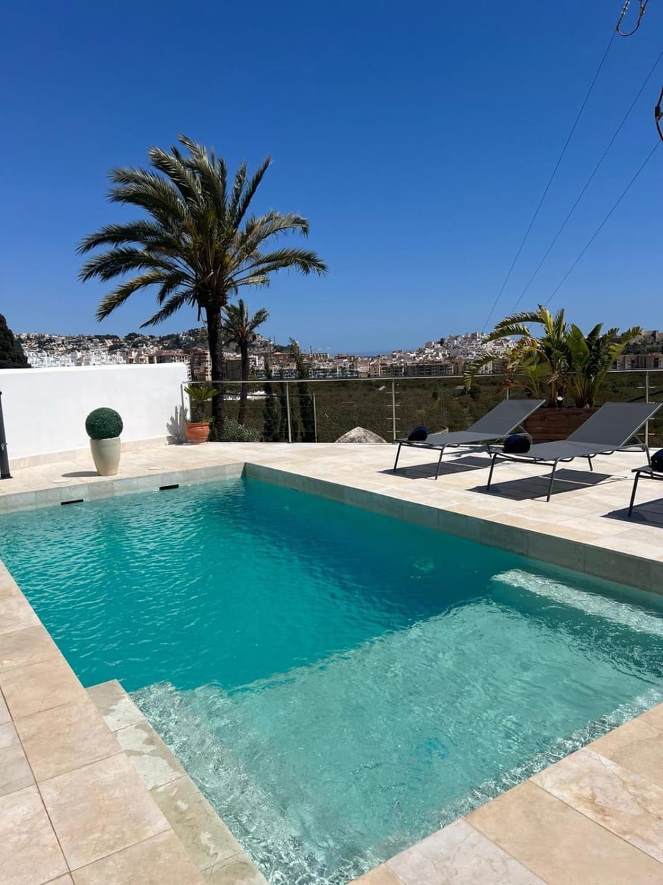Balcony/Terrace, Swimming pool