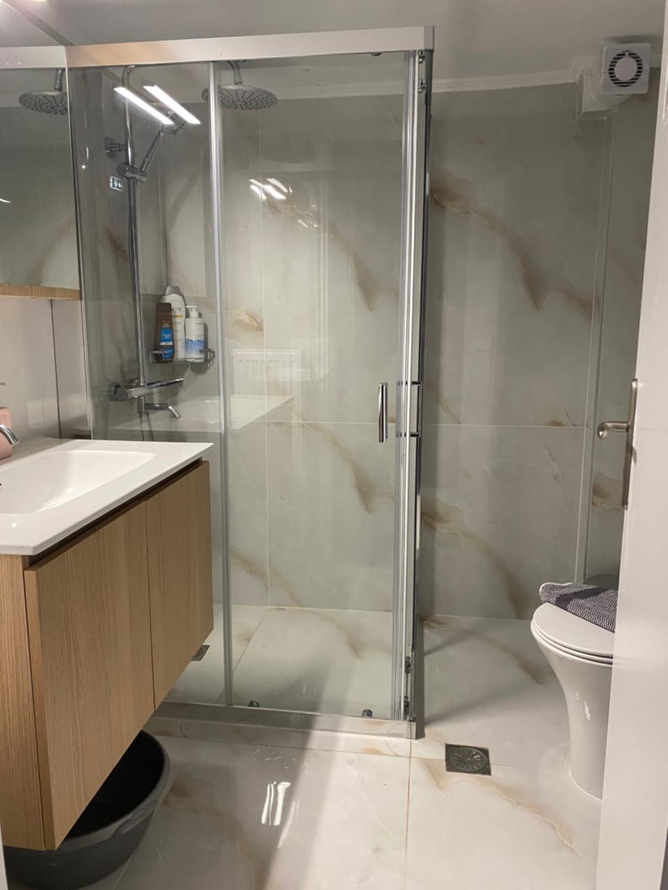 Shower, Bathroom