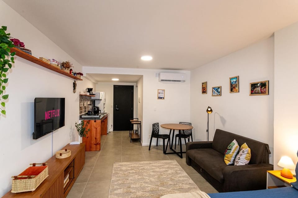 Studio in the Heart of Downtown, Lapa | RL 201/403 Apartment in Santa Teresa