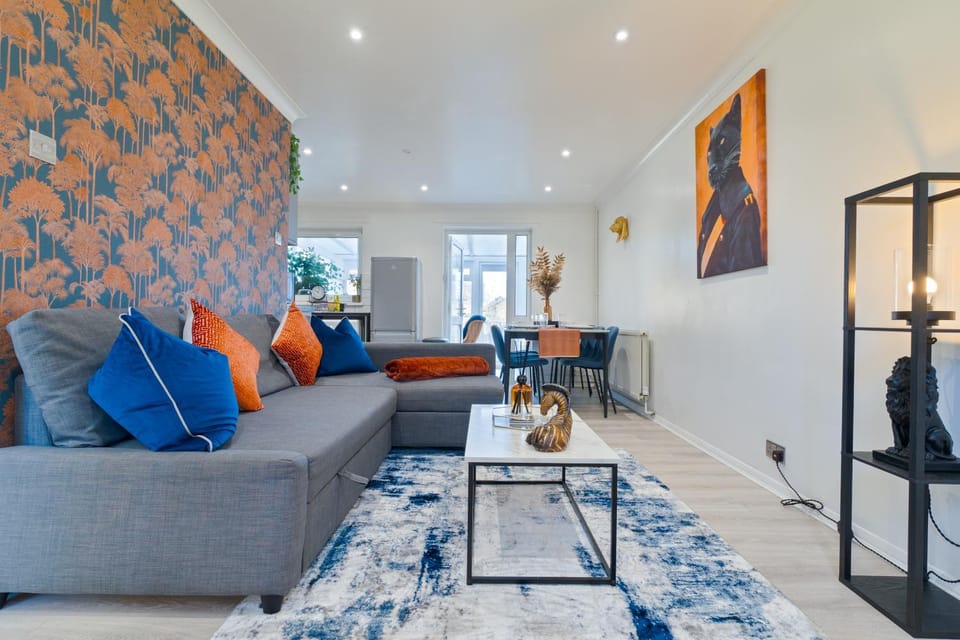Living room, Seating area
