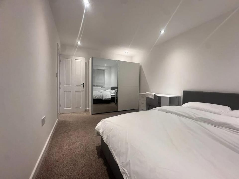 Finsbury Park City Escape Apartment in London Borough of Islington