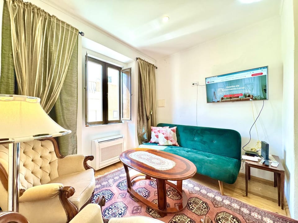 Communal lounge/ TV room, Living room