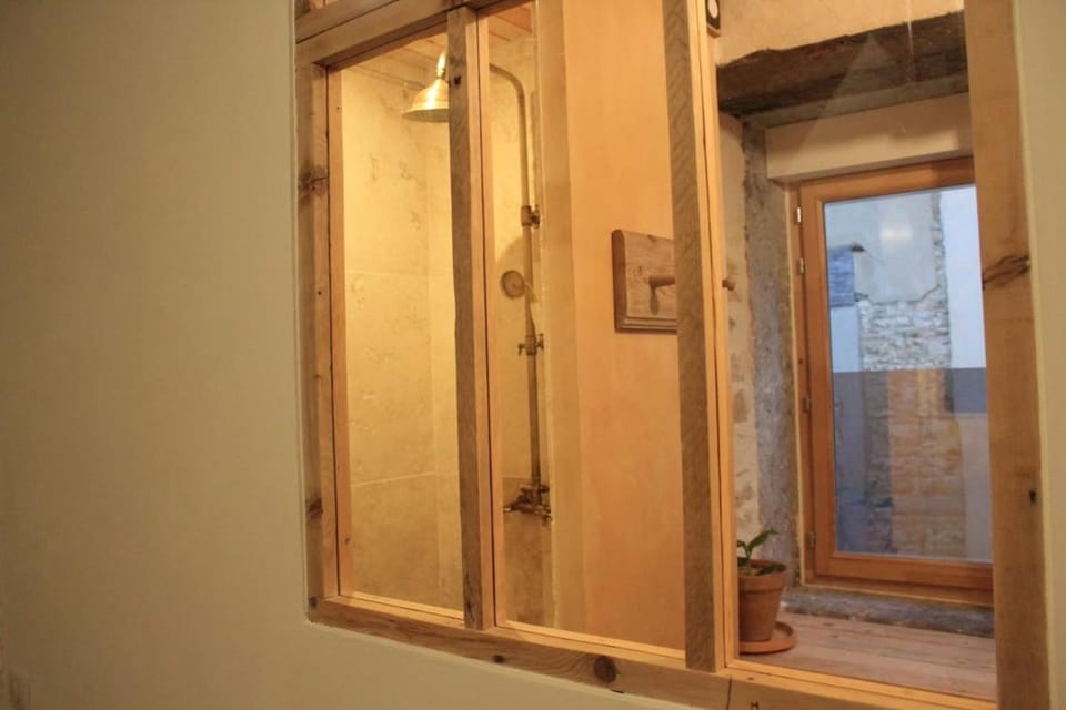 Studio rénové dans le Château des Tours Apartment in Auvergne-Rhône-Alpes