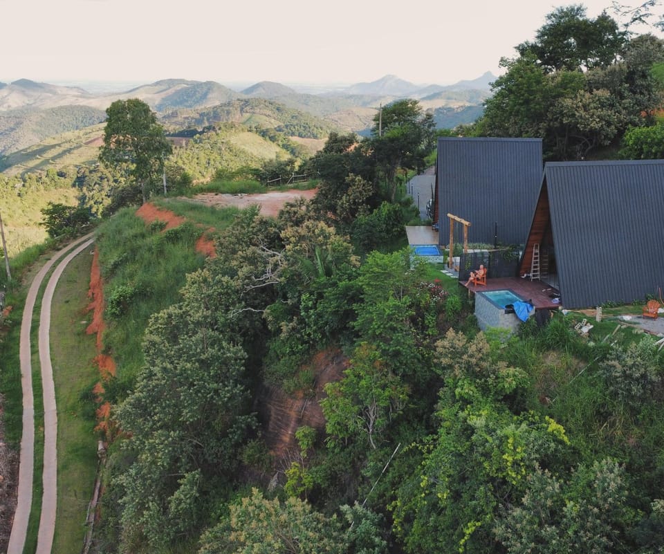Black Hut Apartment in State of Espírito Santo, Brazil