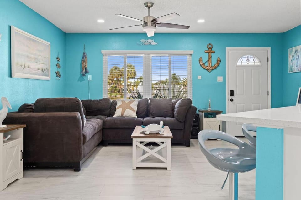 Dolphin View Cabana House in Hernando Beach
