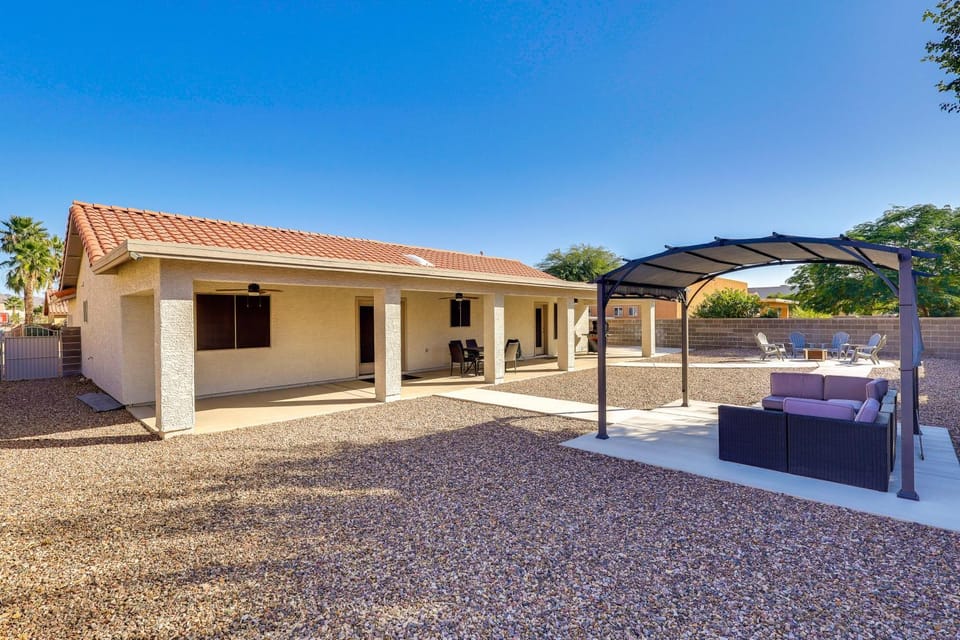 Foothills Family Home Near Lake & Colorado River! House in Fortuna Foothills