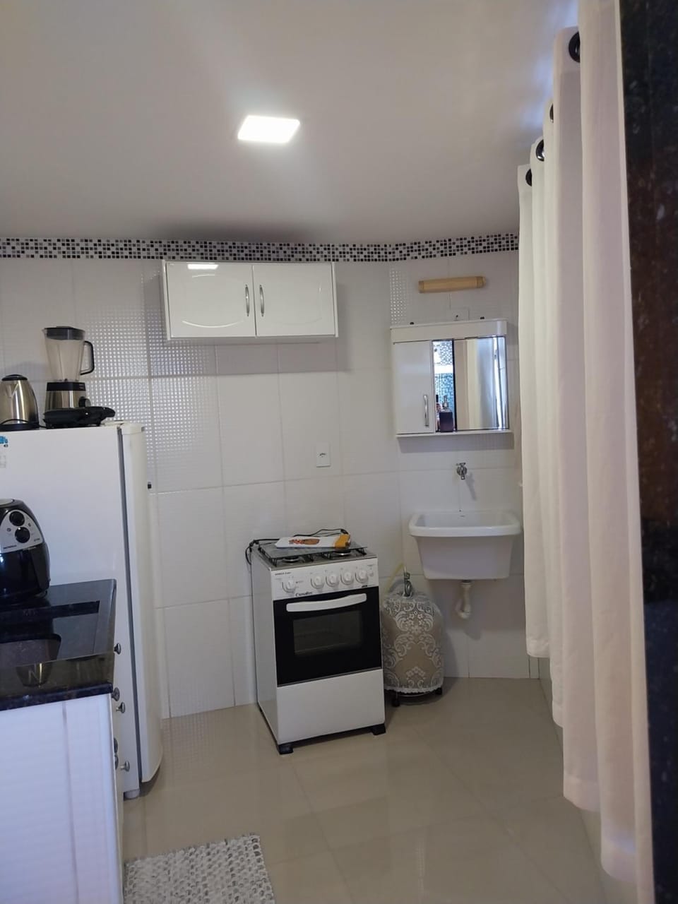 Kitnet no Centro Garagem, ar e Wi-Fi Apartment in State of Rio de Janeiro