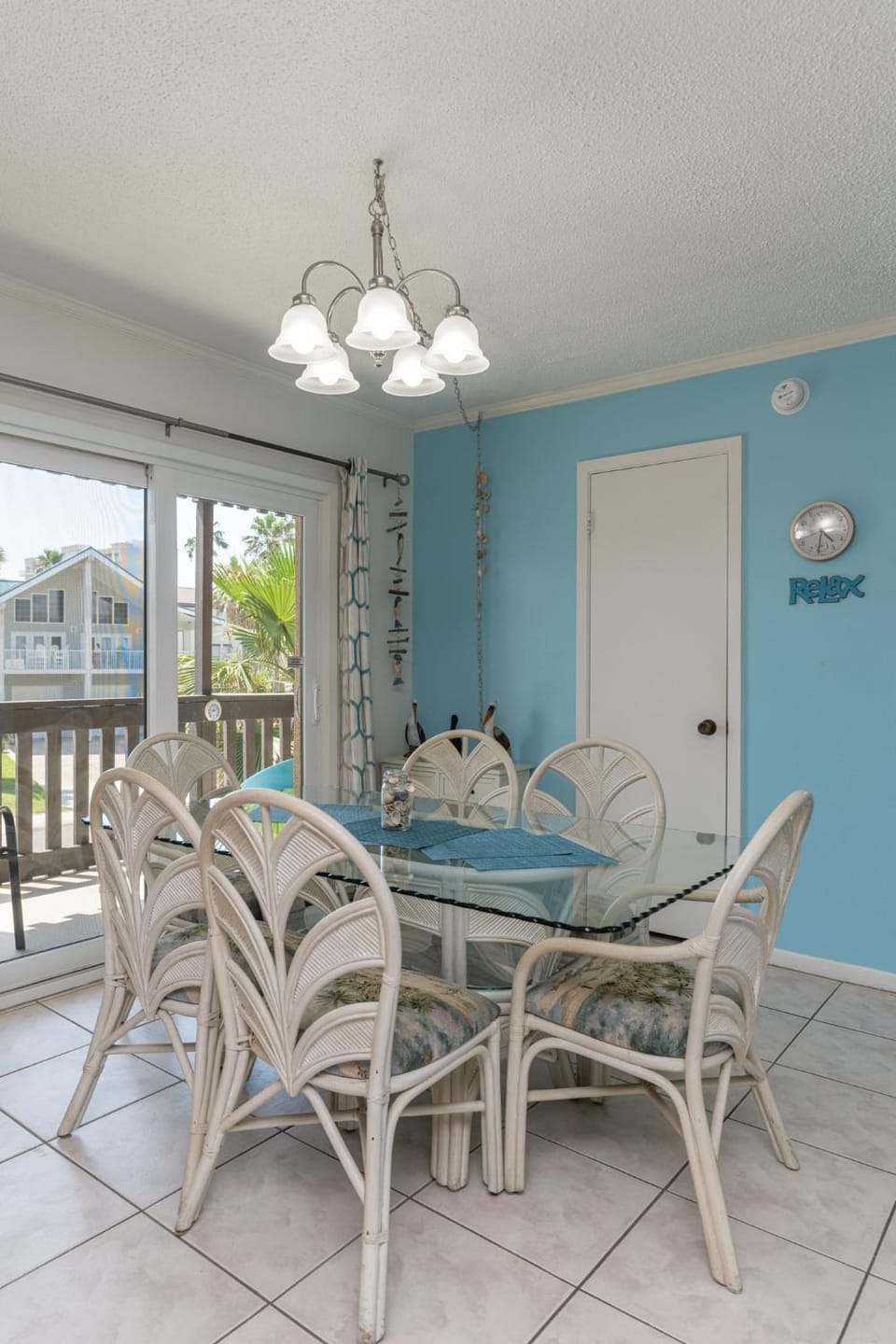 Tiki 242 - Tropical Paradise with Partial Beach View Apartment in South Padre Island
