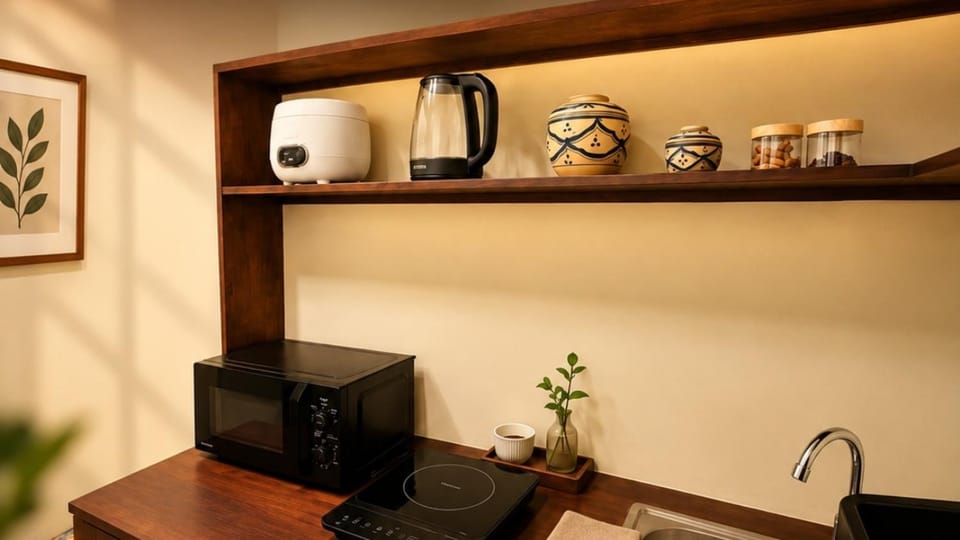 Kitchen or kitchenette