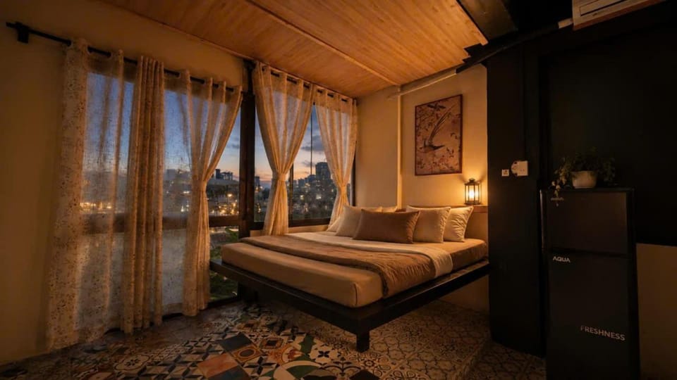 Bed, Photo of the whole room, Bedroom