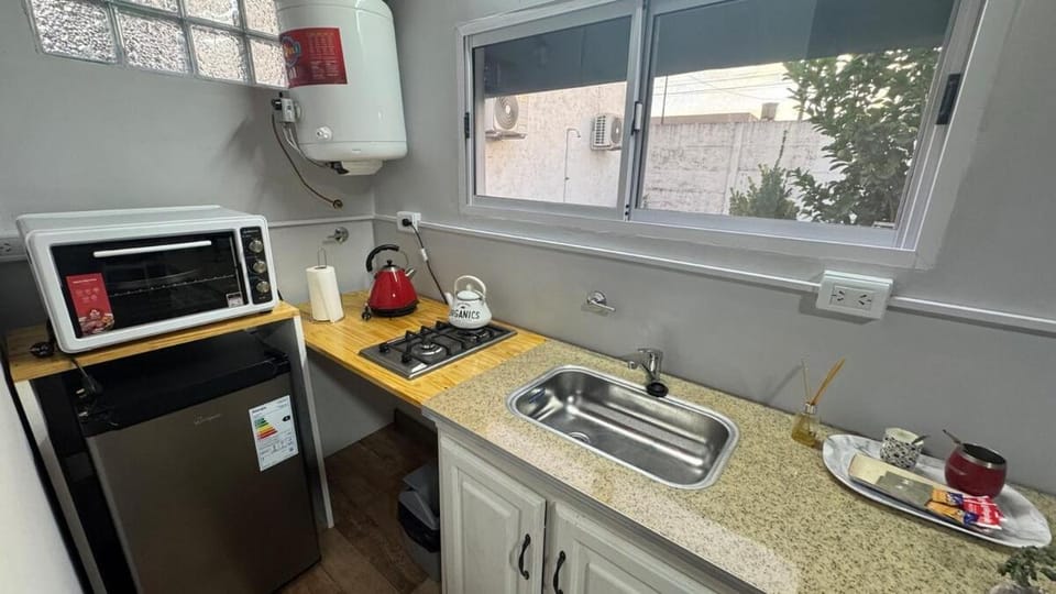 Monoambiente moderno con cochera y wifi en Azul Apartment in Buenos Aires Province