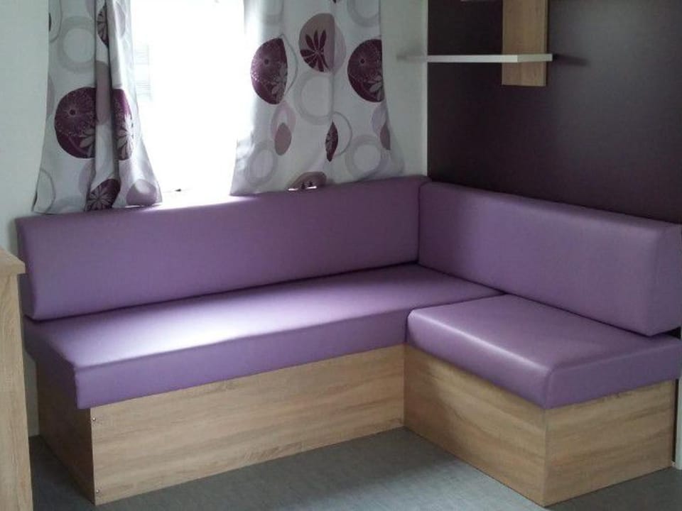 Mobil home confortable avec terrasse, 2 chambres - API-1-52-674 Campground/ 
RV Resort in Saint-Julien-en-Born