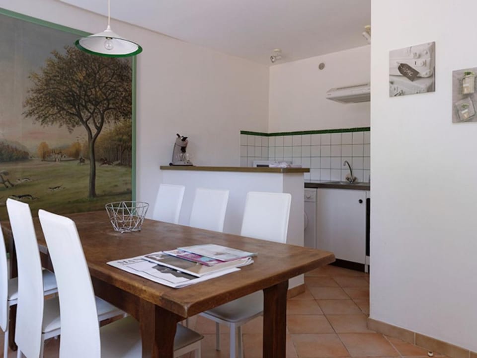 Gîte spacieux pour 6 personnes à Aires - API-1-52-850 Campground/ 
RV Resort in Occitanie