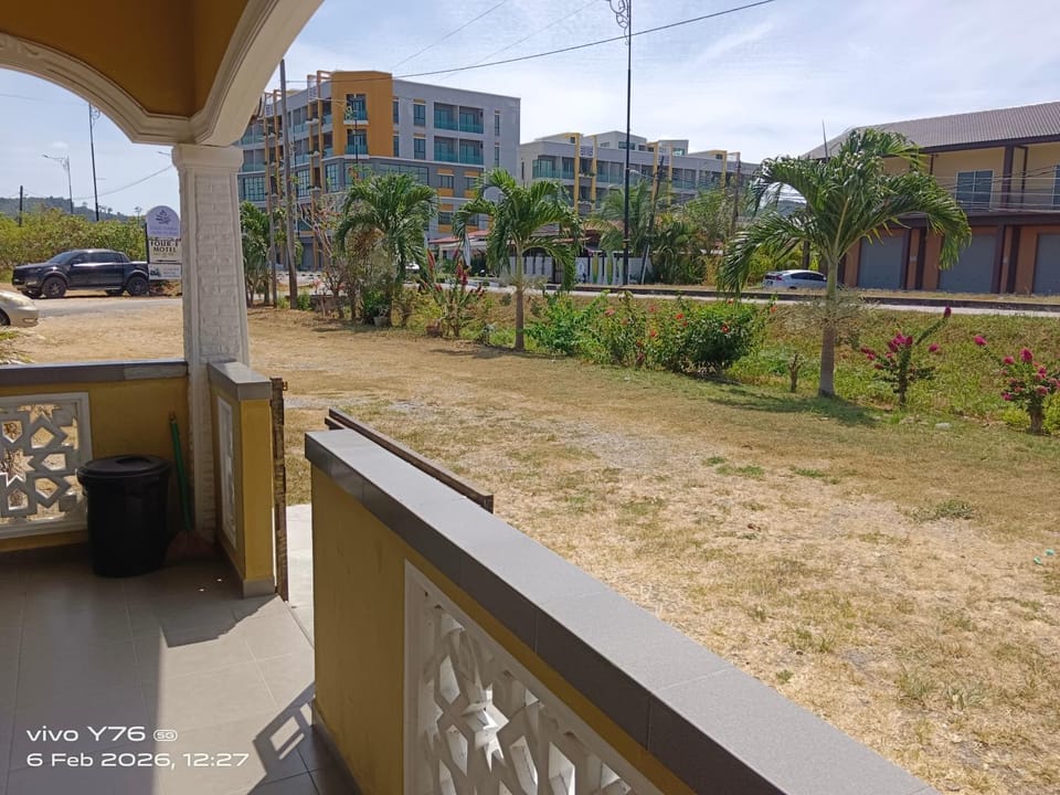 Homestay Haji Salleh by LTS House in Kedah