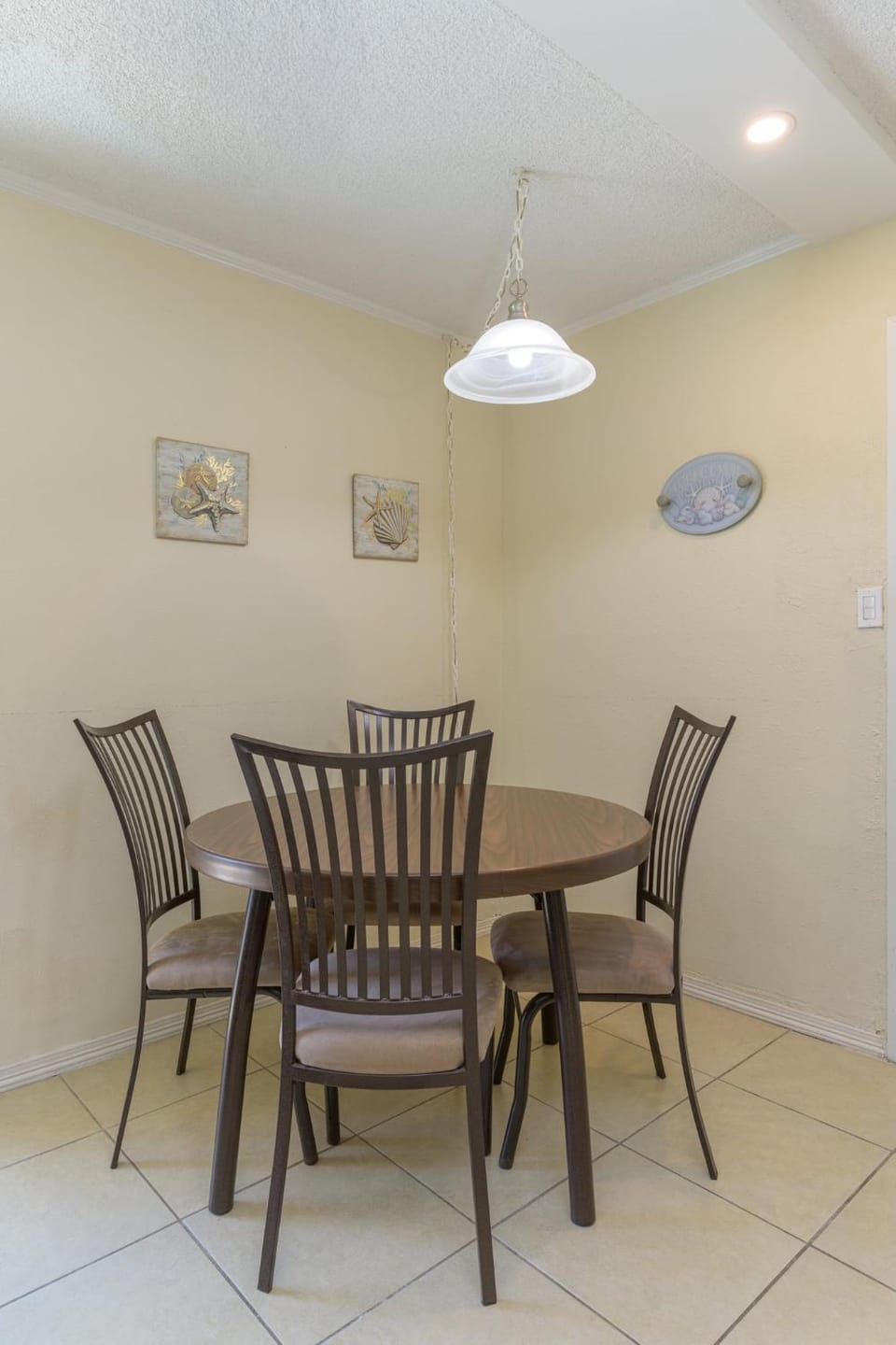Tiki 158 - Standard 1BR Beach Area Condo Apartment in South Padre Island