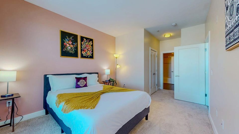 Comfort Meets Convenience Parking Gym near NYC Apartment in Stamford