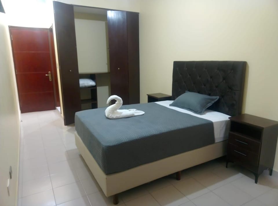 Bed, Other, Photo of the whole room, Bedroom, towels, wardrobe