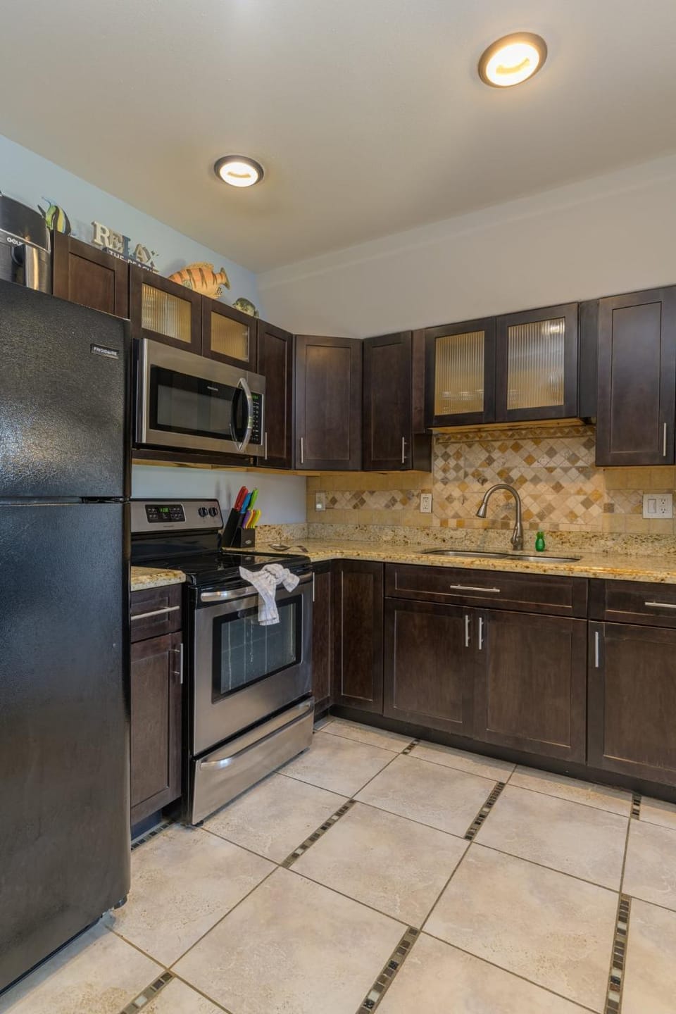 Tiki 331 - Oceanview 1BR Condo Sleeps 6 with Pools Apartment in South Padre Island