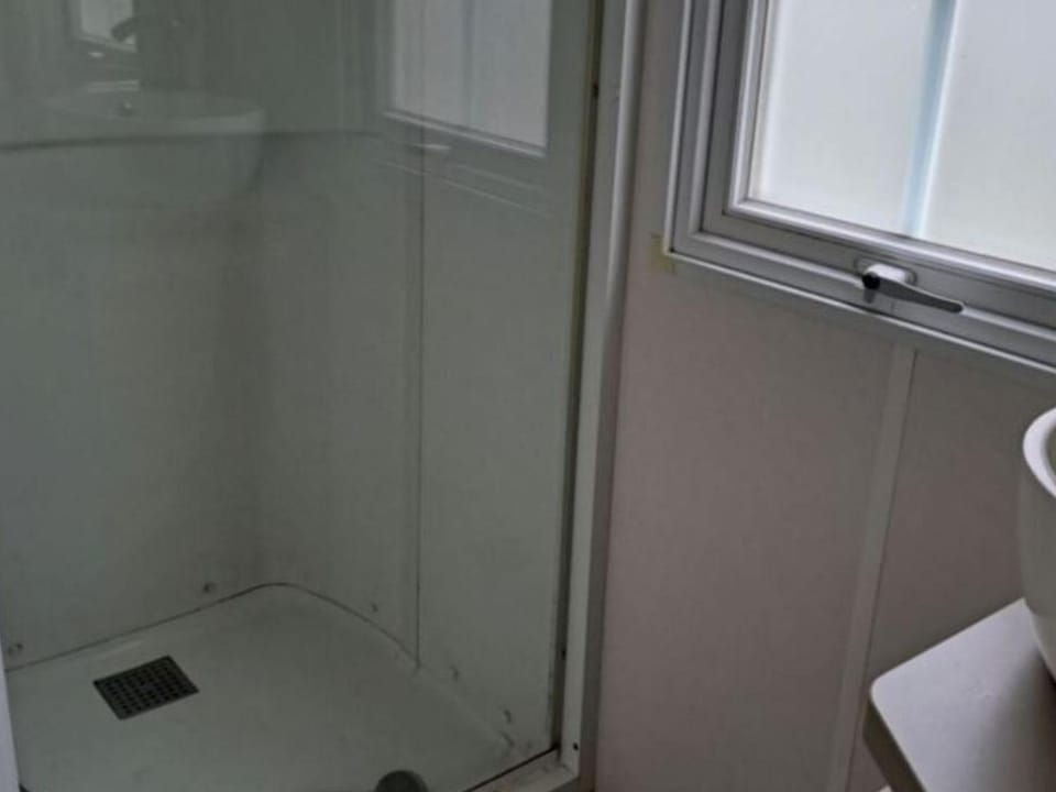 Mobil-home cosy 4 pers avec terrasse - API-1-52-1239 Campground/ 
RV Resort in Argentat-sur-Dordogne