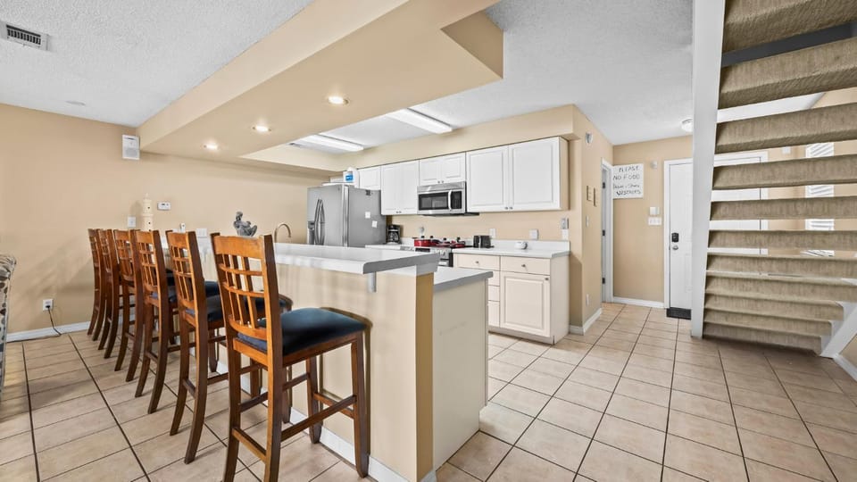 Sixty-Five & Salty Bay View 65 Apartment in Orange Beach