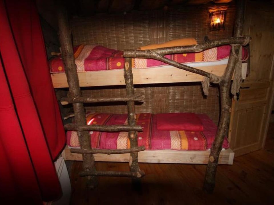 Maison avec Terrasse - 3 Chambres pour 8 Personnes - API-1-52-1337 Campground/ 
RV Resort in Nouvelle-Aquitaine