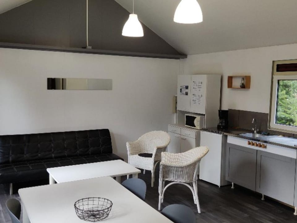 Chalet 35m², 6 pers, 3 chambres - API-1-52-1353 Campground/ 
RV Resort in Auvergne-Rhône-Alpes