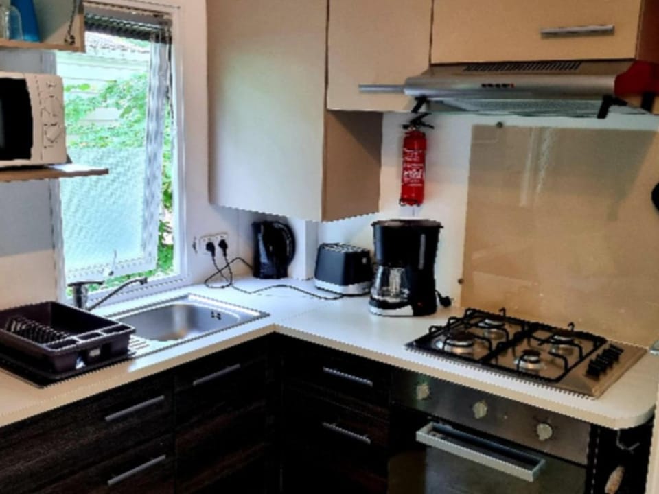 Mobil-home 34m² avec terrasse, 4 personnes, 2 chambres - API-1-52-1560 Campground/ 
RV Resort in Centre-Val de Loire