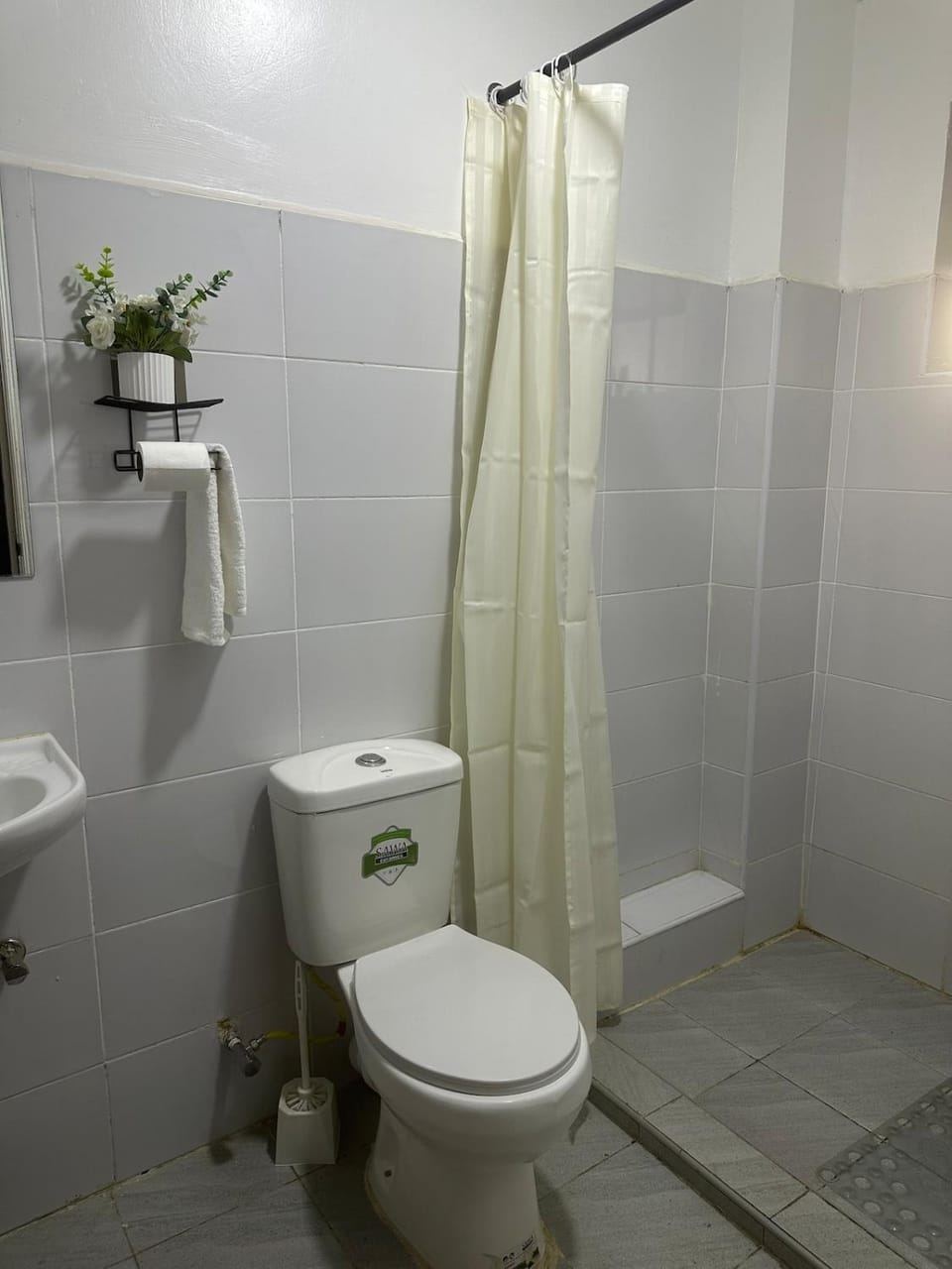 Modern Studio Near Transport with Private Balcony Apartment in Nairobi
