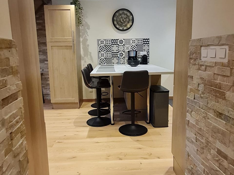 Appartement cosy à Briey avec climatisation et parking optionnel - FR-1-584-390 Apartment in Grand Est
