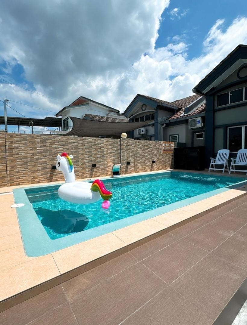E & J Sweet Home House in Negeri Sembilan, Malaysia