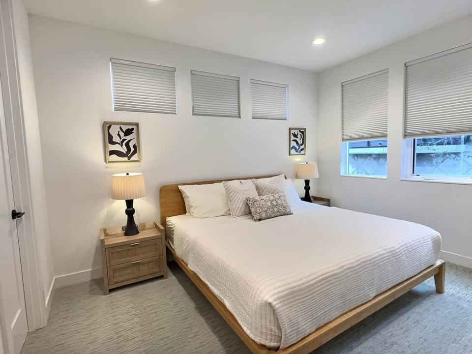 Upscale Seattle retreat: lake/skyline views/FIFA House in Lake Union