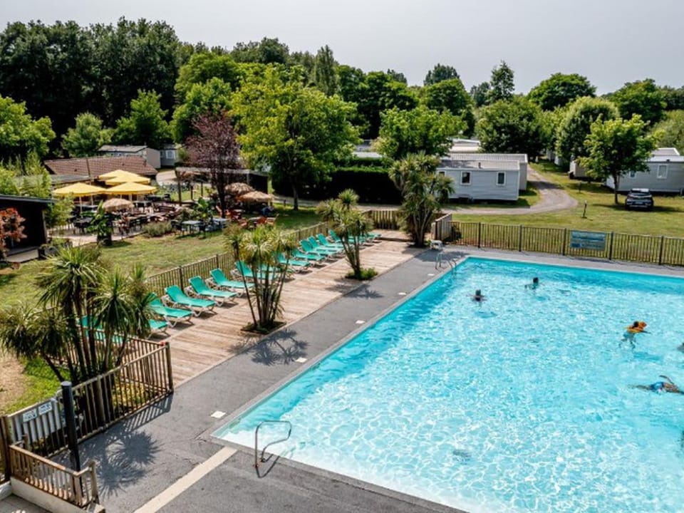 Mobil-home 6 pers avec Terrasse à Saint-Paul-en-Born - API-1-52-1647 Campground/ 
RV Resort in Mimizan
